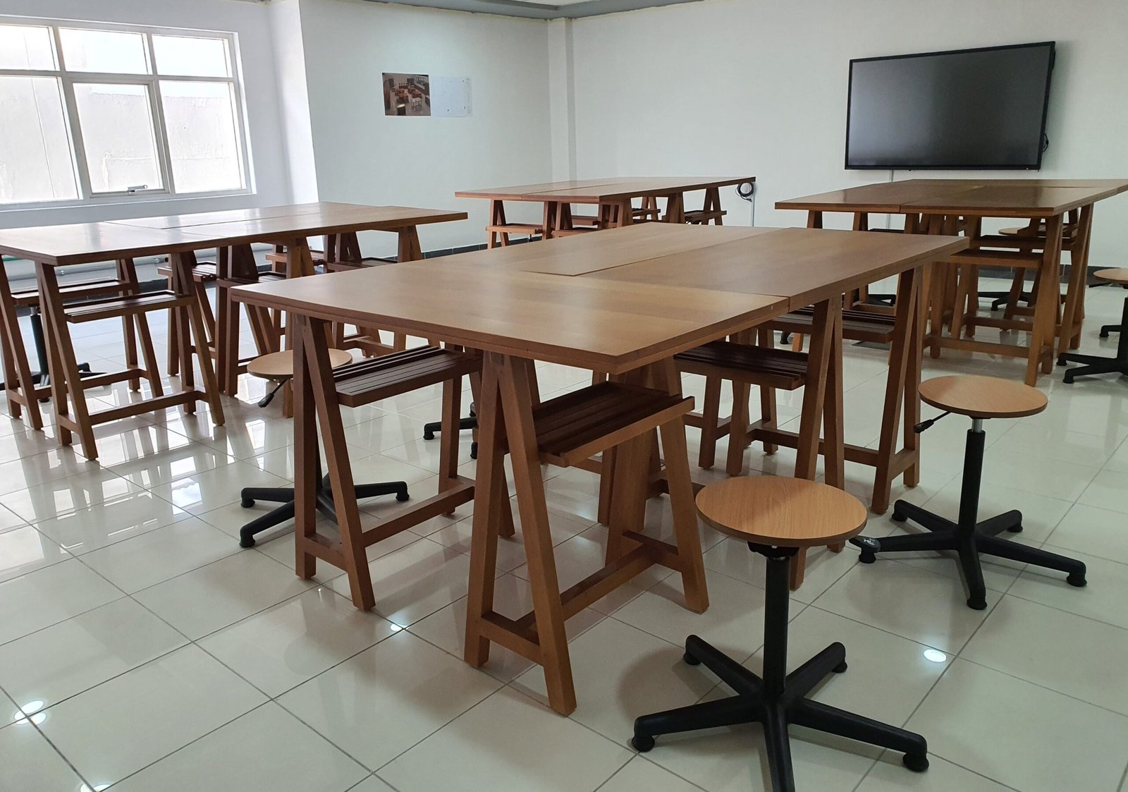 Lab furniture for schools